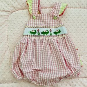 Shrimp and Grits Kids Gator Smock Bubble